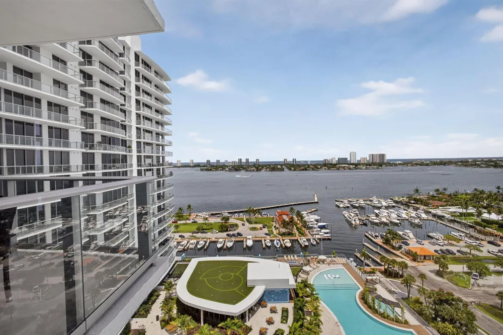 220 Lake Shore Drive #1702 Lake Park, FL 33403
