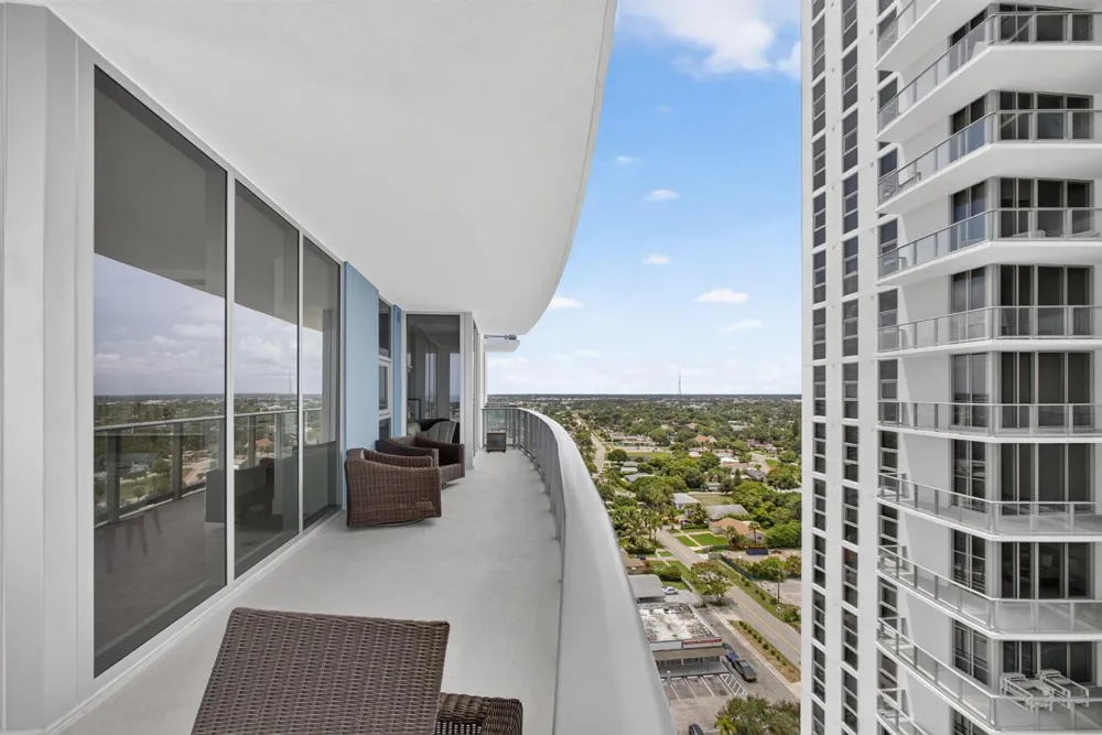 220 Lake Shore Drive #1702 Lake Park, FL 33403