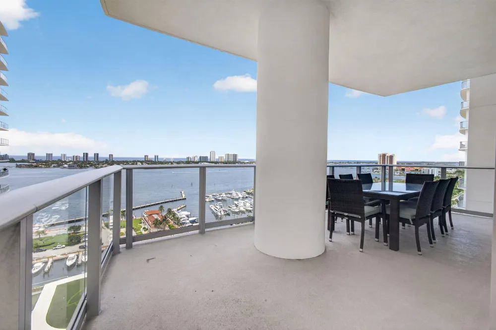 220 Lake Shore Drive #1702 Lake Park, FL 33403