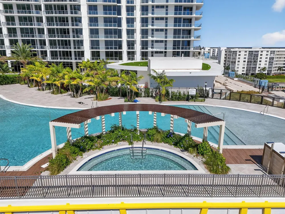 220 Lake Shore Drive #1702 Lake Park, FL 33403