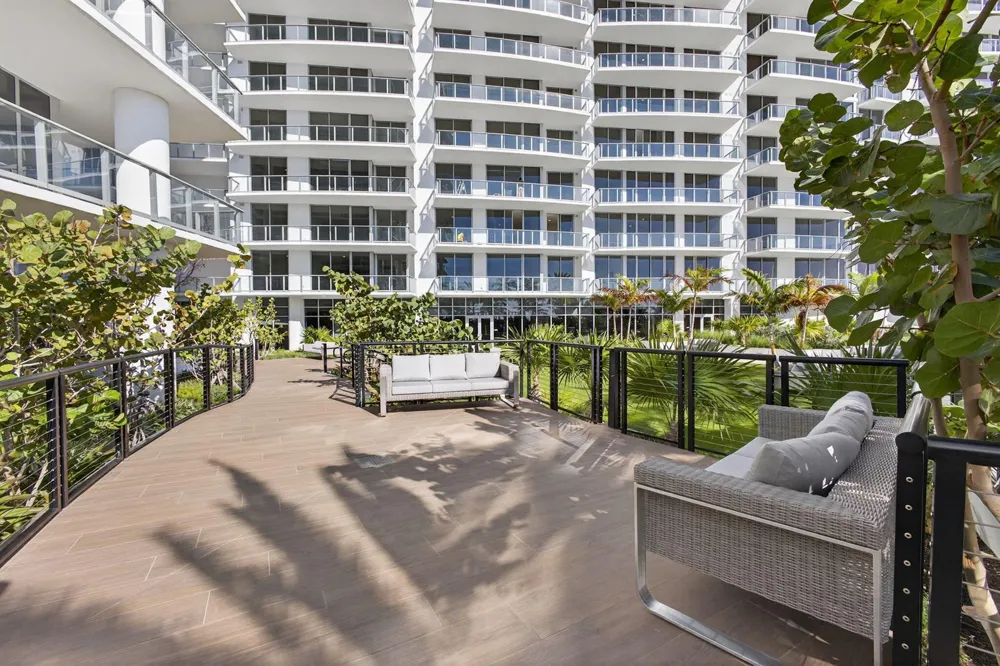 220 Lake Shore Drive #1702 Lake Park, FL 33403
