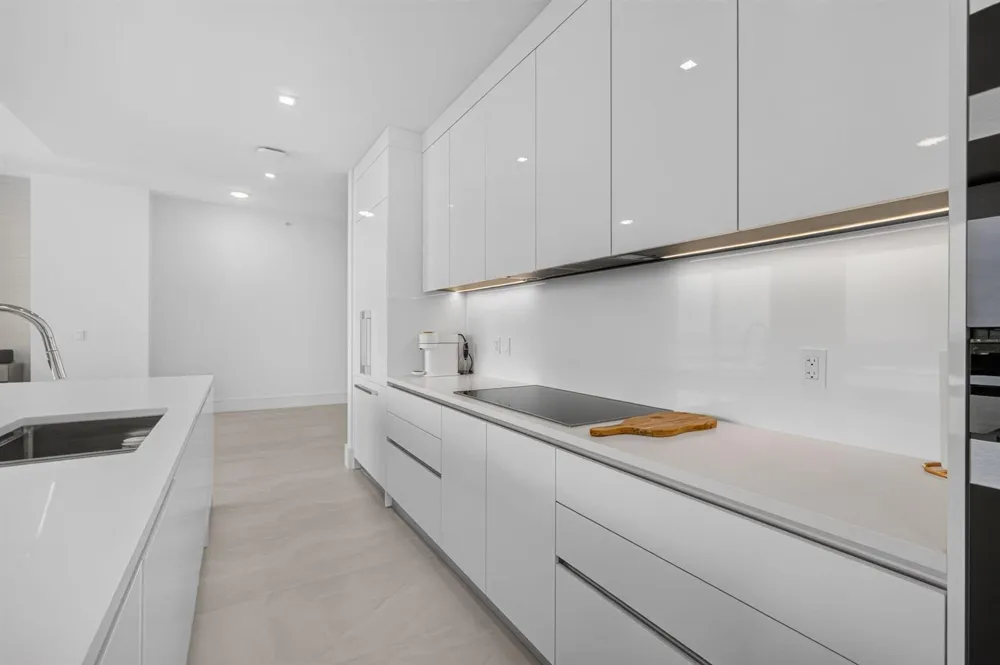 220 Lake Shore Drive #1702 Lake Park, FL 33403
