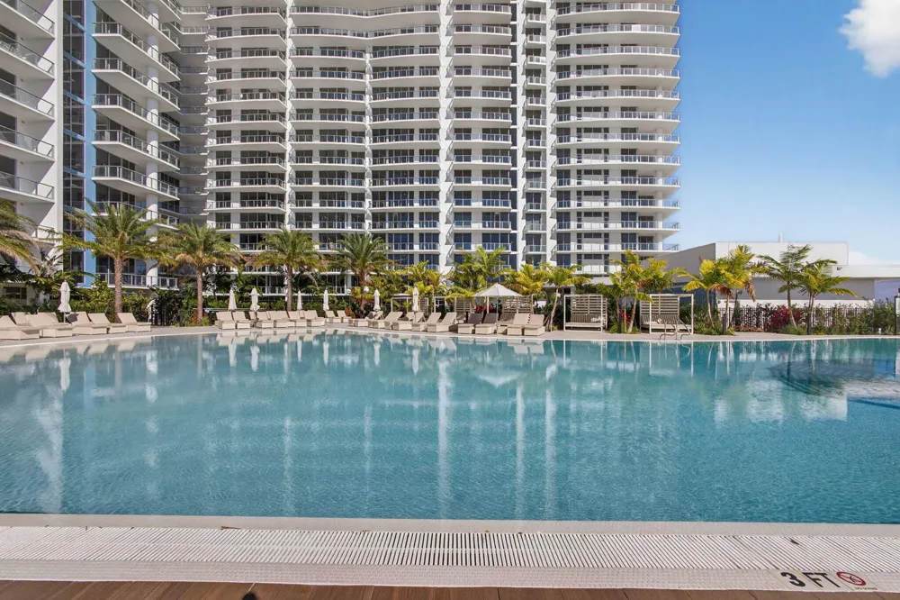 220 Lake Shore Drive #1702 Lake Park, FL 33403