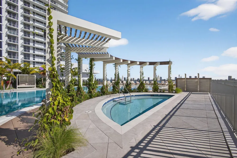 220 Lake Shore Drive #1702 Lake Park, FL 33403