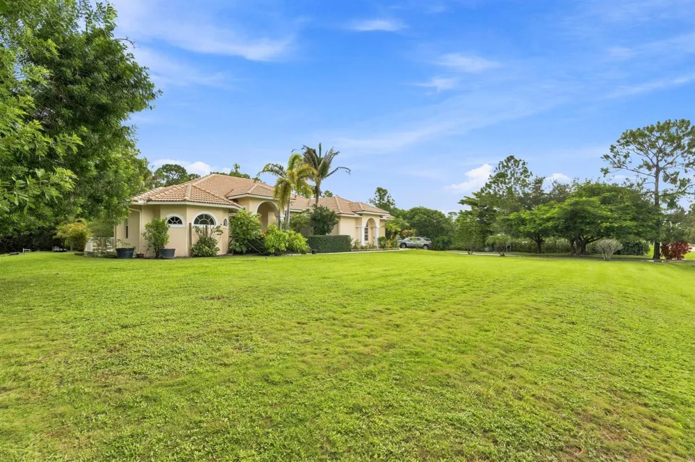 17603 82nd Road Loxahatchee, FL 33470