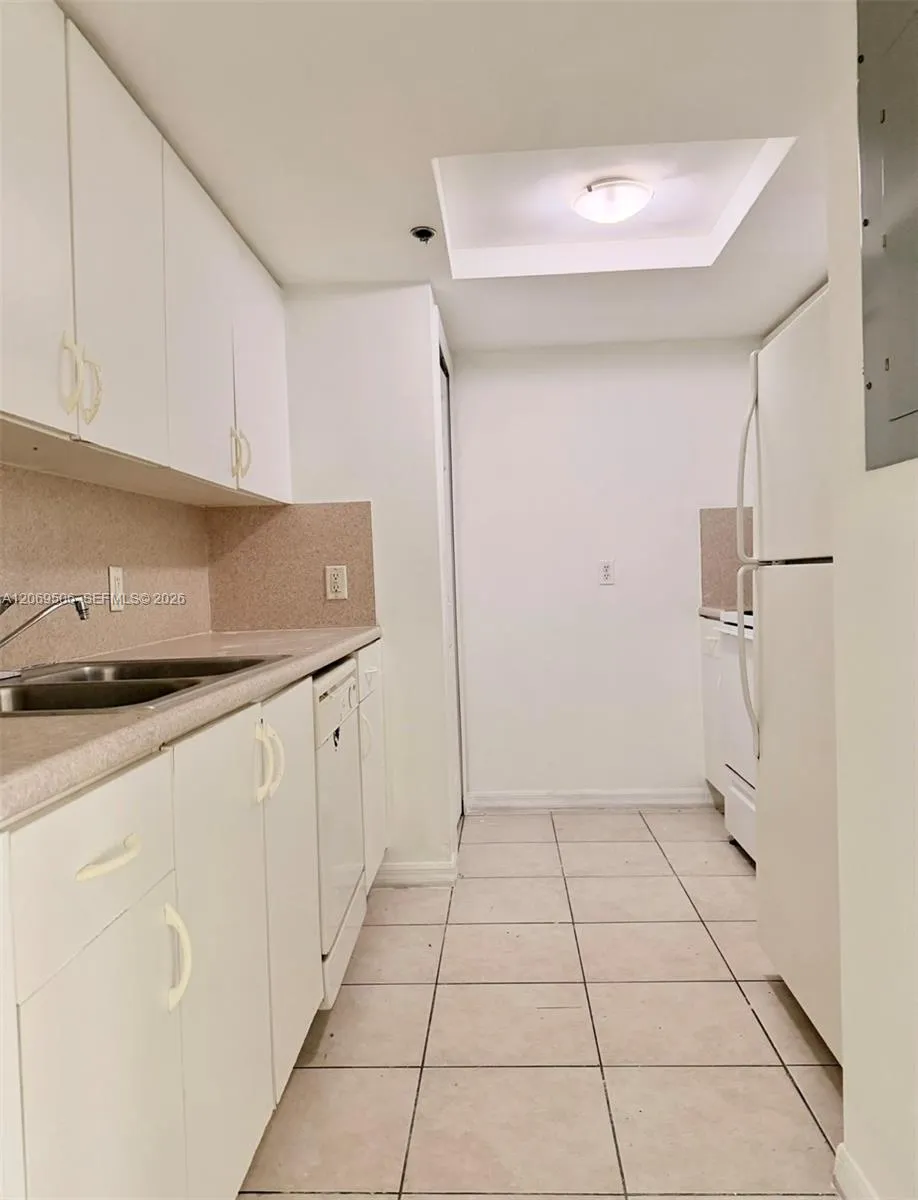 2415 NW 16th St Rd #207-1 Miami, FL 33125