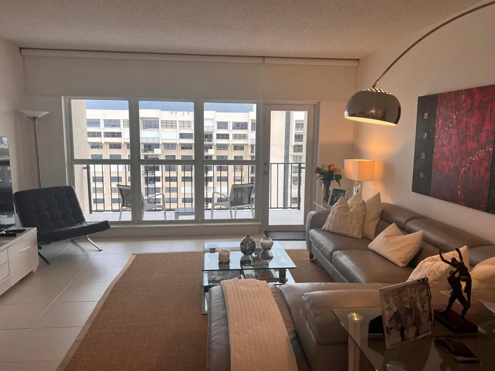 5100 Ocean Boulevard #1701 Lauderdale By The Sea, FL 33308