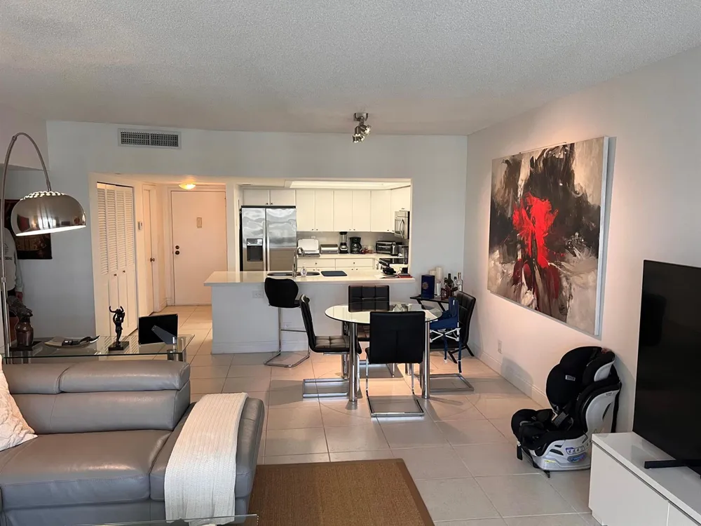 5100 Ocean Boulevard #1701 Lauderdale By The Sea, FL 33308
