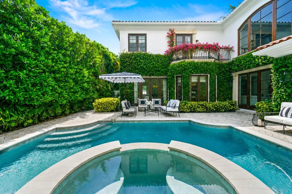437 Chilean Avenue Palm Beach, FL 33480