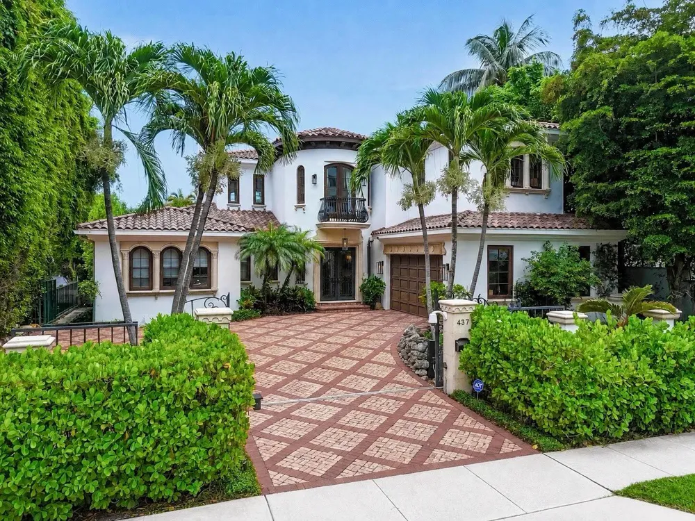 437 Chilean Avenue Palm Beach, FL 33480