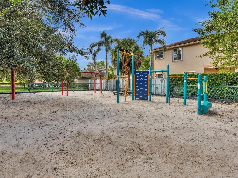 7549 NW 3rd Court Plantation, FL 33317