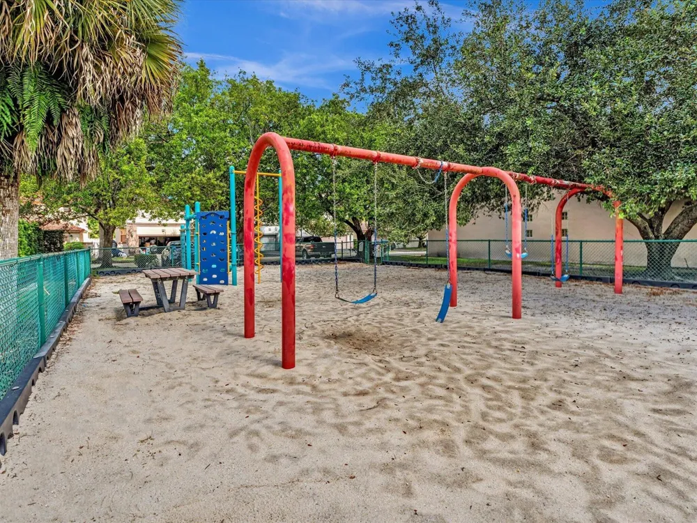 7549 NW 3rd Court Plantation, FL 33317