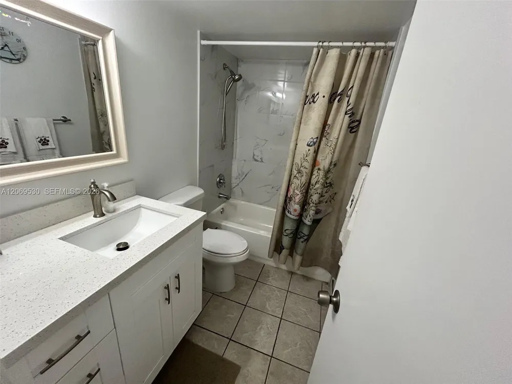 815 SW 30th St #J Fort Lauderdale, FL 33315