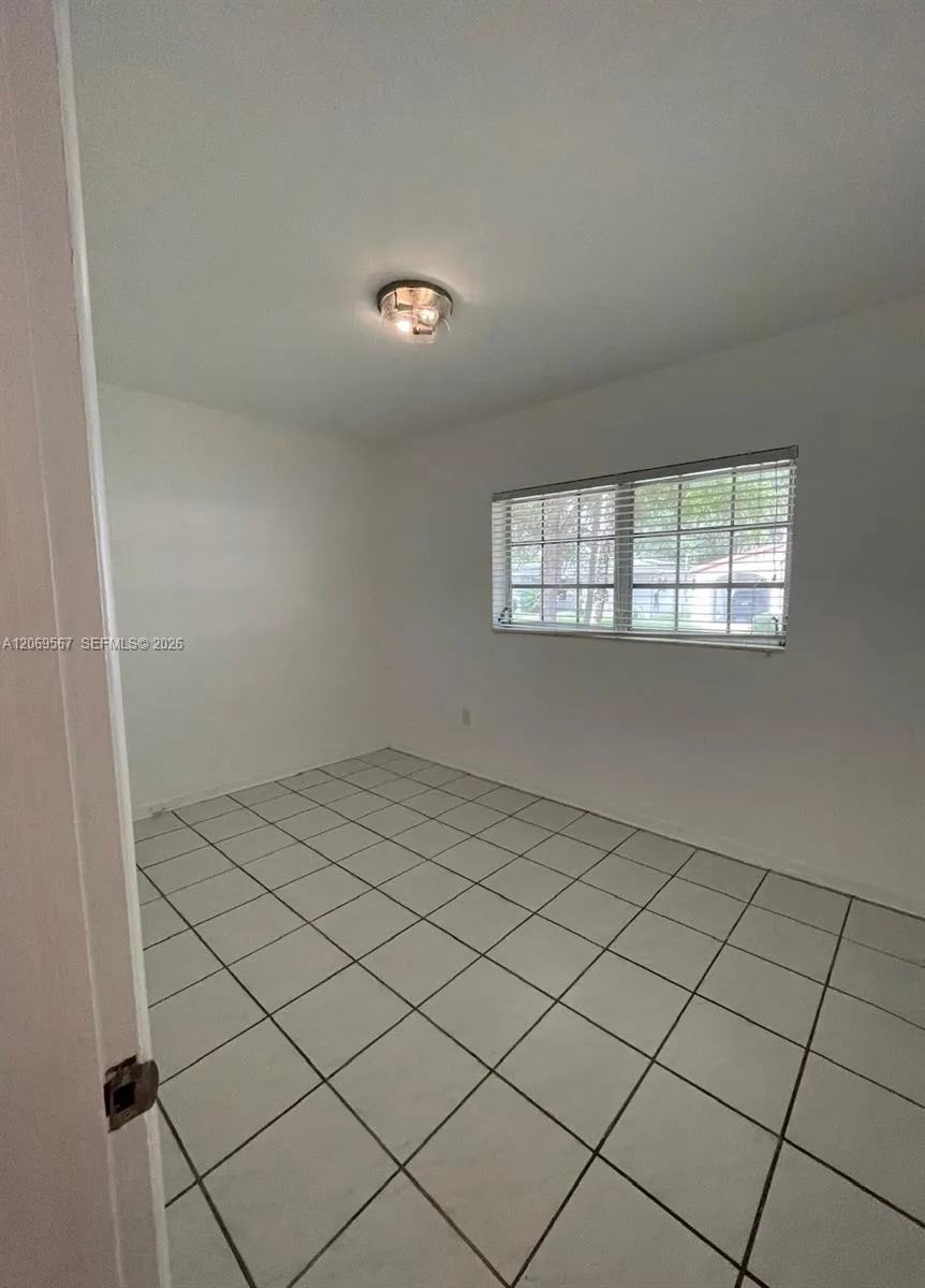 828 Lorca St Coral Gables, FL 33134