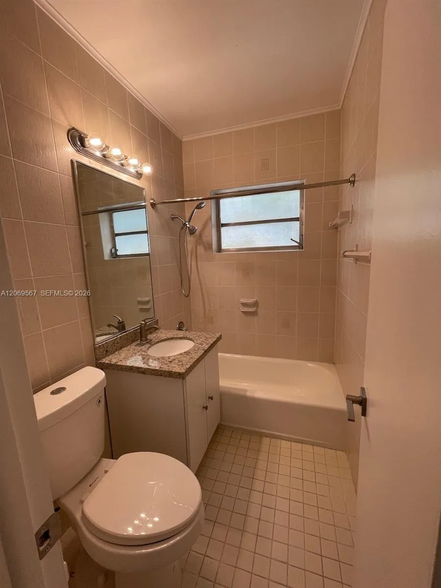 828 Lorca St Coral Gables, FL 33134