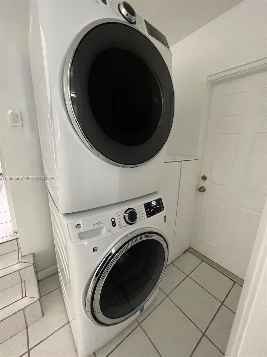 828 Lorca St Coral Gables, FL 33134