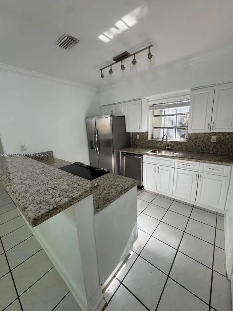 828 Lorca St Coral Gables, FL 33134