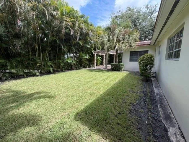 828 Lorca St Coral Gables, FL 33134