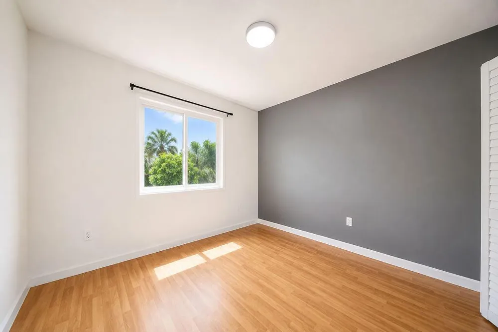 5733 NW 112th Place Doral, FL 33178