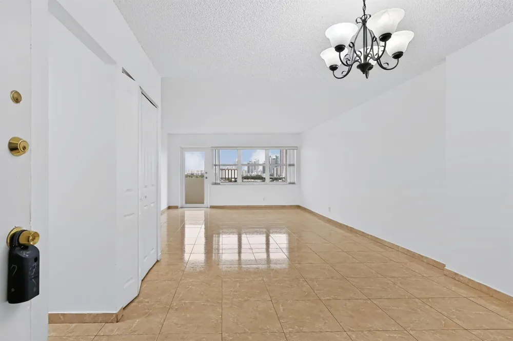 401 Golden Isles Drive #1014 Hallandale Beach, FL 33009