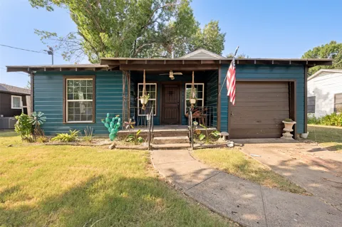 1008 E Russell Avenue