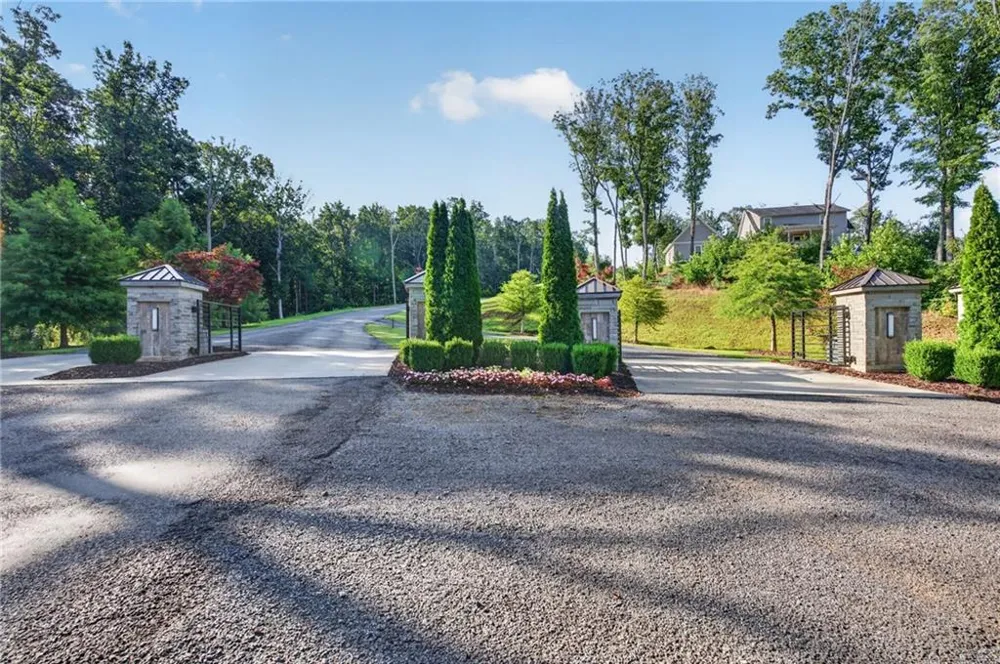 292 Highgrove Drive Talking Rock, GA 30175