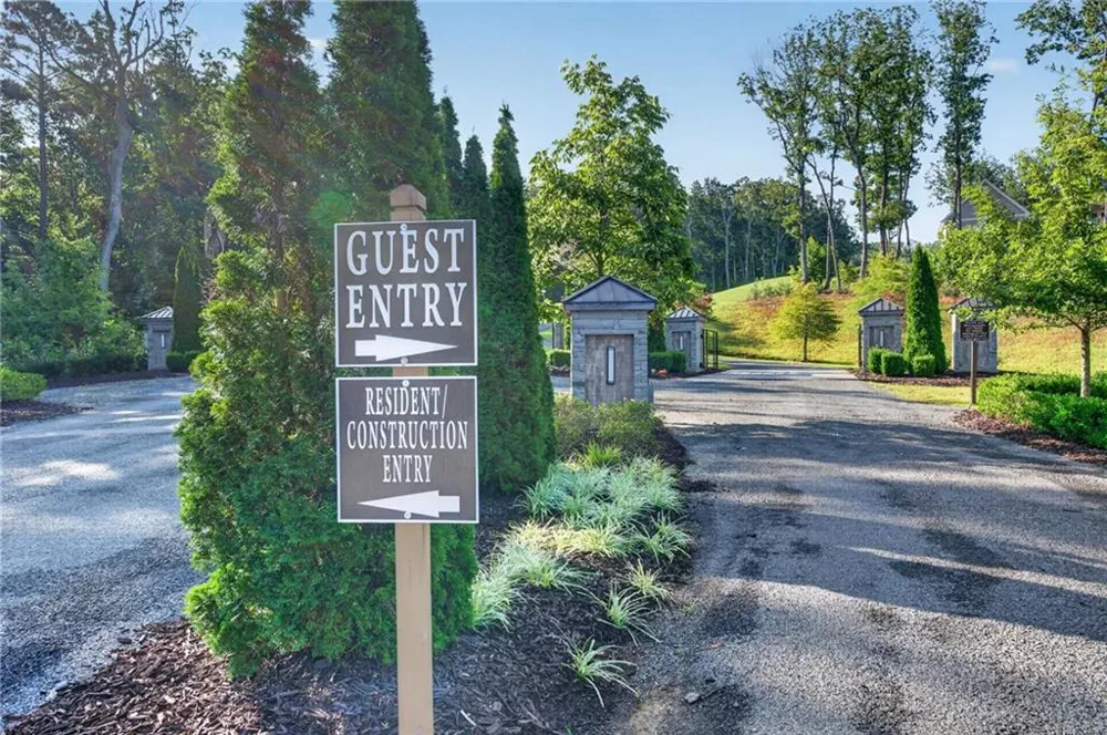 292 Highgrove Drive Talking Rock, GA 30175