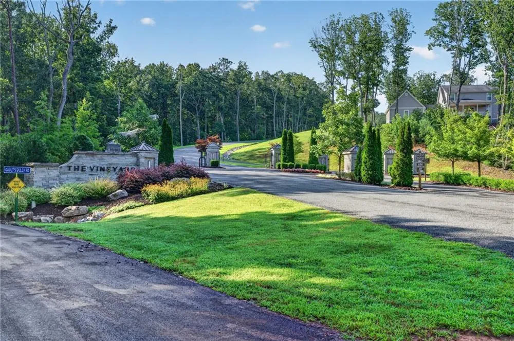 292 Highgrove Drive Talking Rock, GA 30175