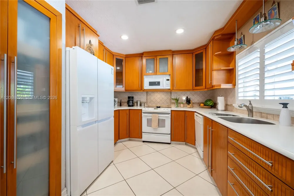 10210 SW 191st St Cutler Bay, FL 33157