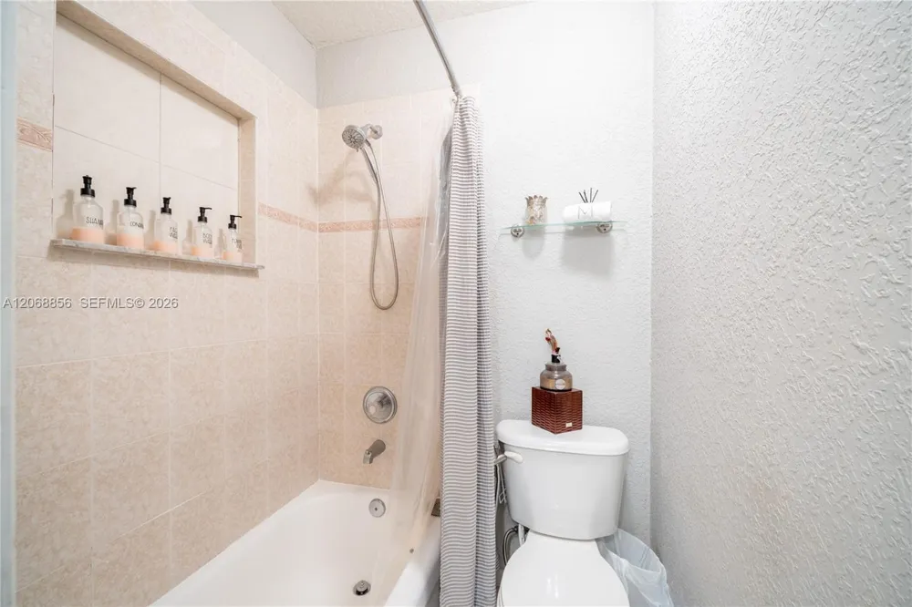10210 SW 191st St Cutler Bay, FL 33157