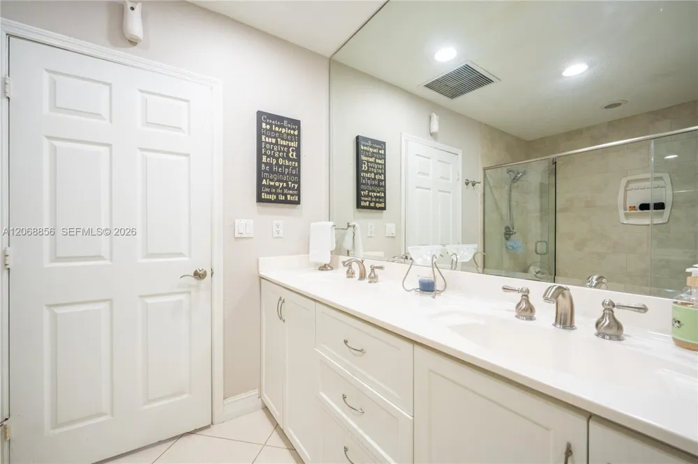 10210 SW 191st St Cutler Bay, FL 33157