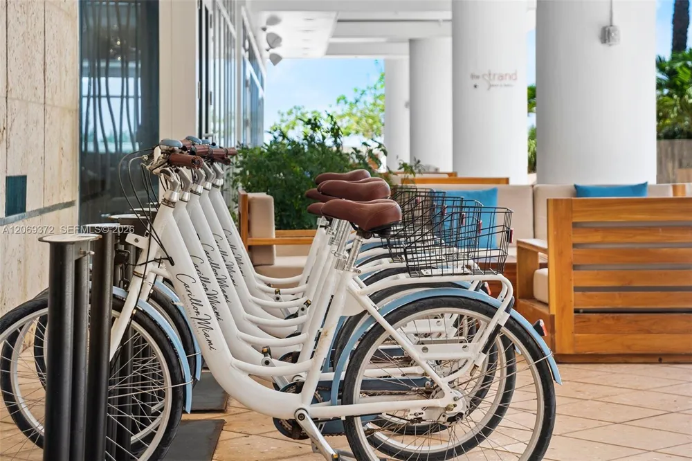 6799 Collins Ave #804 Miami Beach, FL 33141