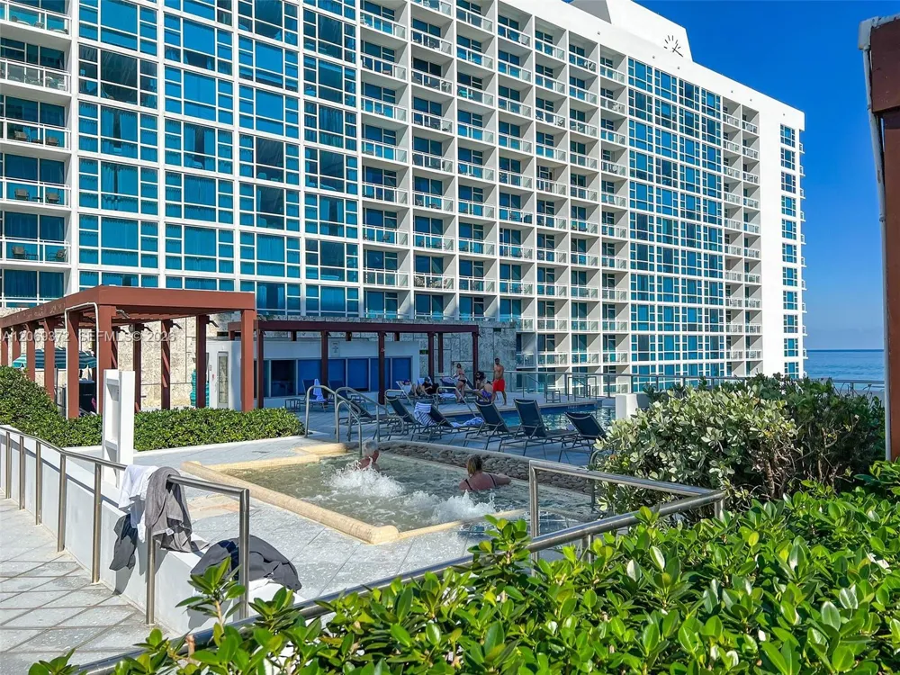 6799 Collins Ave #804 Miami Beach, FL 33141
