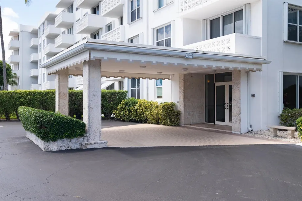 2840 S Ocean Boulevard #Unit 517 Palm Beach, FL 33480