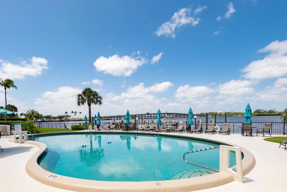 2840 S Ocean Boulevard #Unit 517 Palm Beach, FL 33480