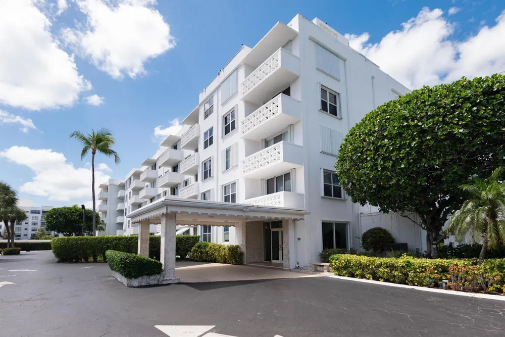 2840 S Ocean Boulevard #Unit 517 Palm Beach, FL 33480