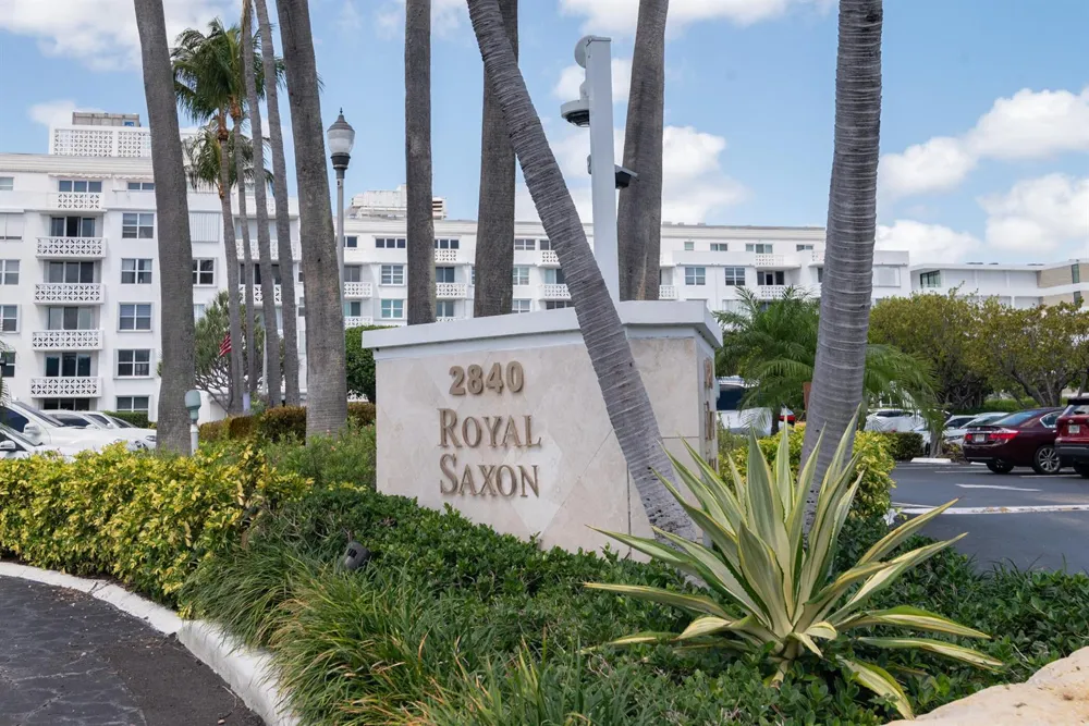 2840 S Ocean Boulevard #Unit 517 Palm Beach, FL 33480