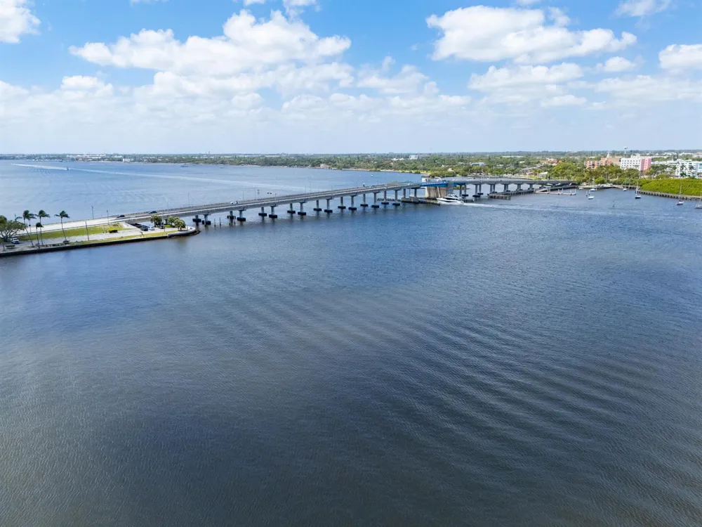 2840 S Ocean Boulevard #Unit 517 Palm Beach, FL 33480