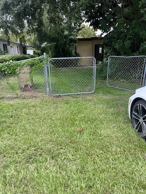 4605 SW 65th Ave Davie, FL 33314