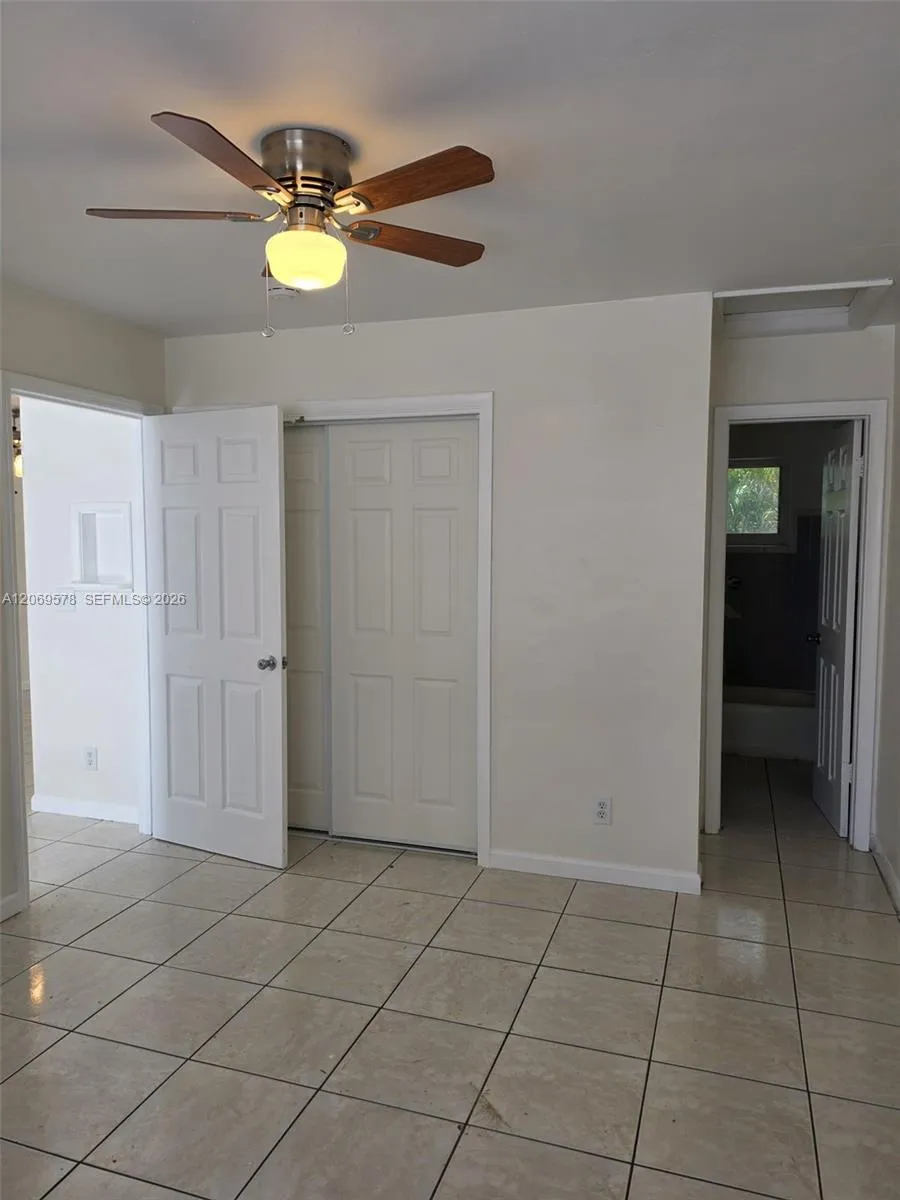 2225 Van Buren St #3 Hollywood, FL 33020