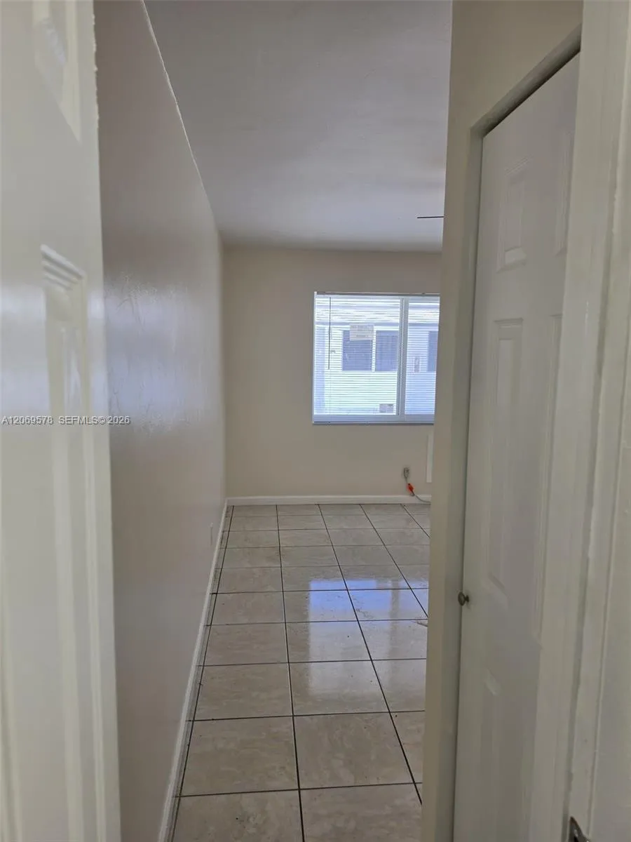 2225 Van Buren St #3 Hollywood, FL 33020
