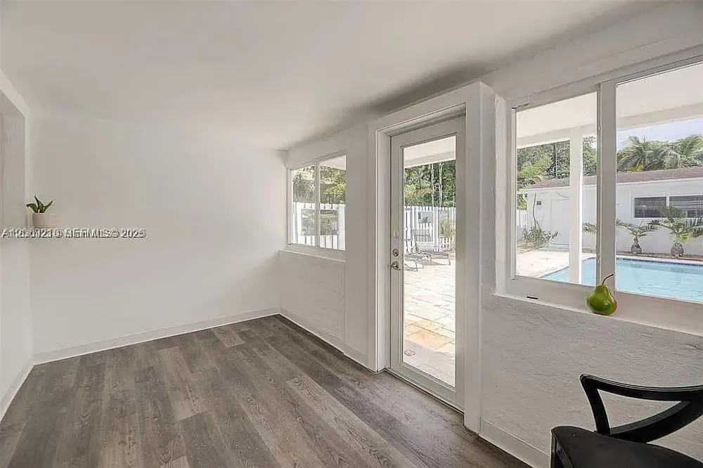 638 SW 5th Ave Fort Lauderdale, FL 33315