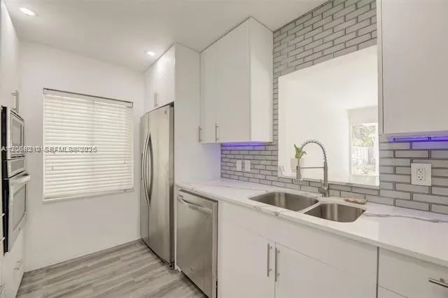 638 SW 5th Ave Fort Lauderdale, FL 33315