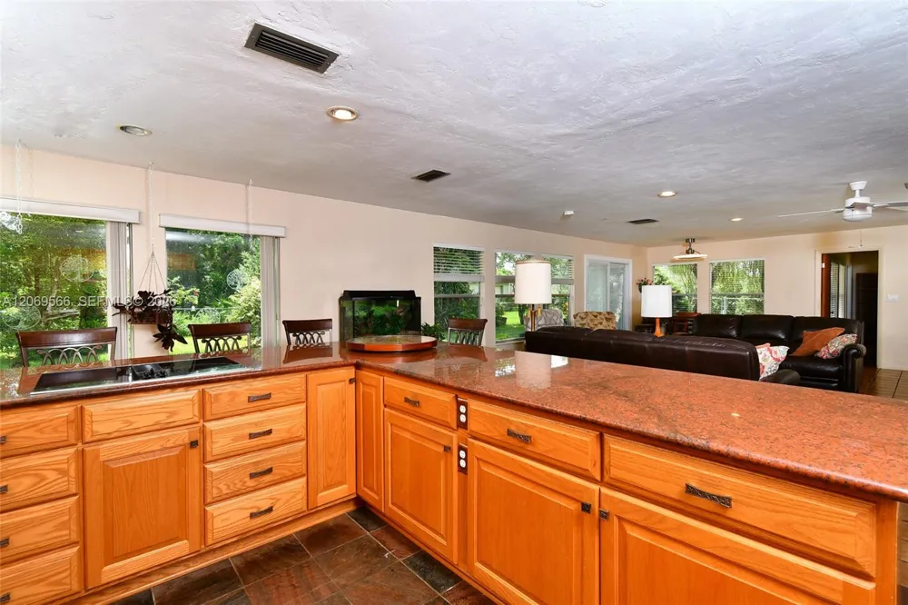 318 Fifth Ave Lehigh Acres, FL 33936