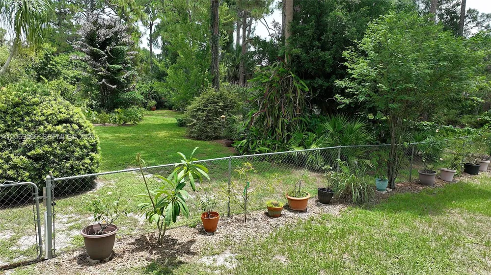 318 Fifth Ave Lehigh Acres, FL 33936