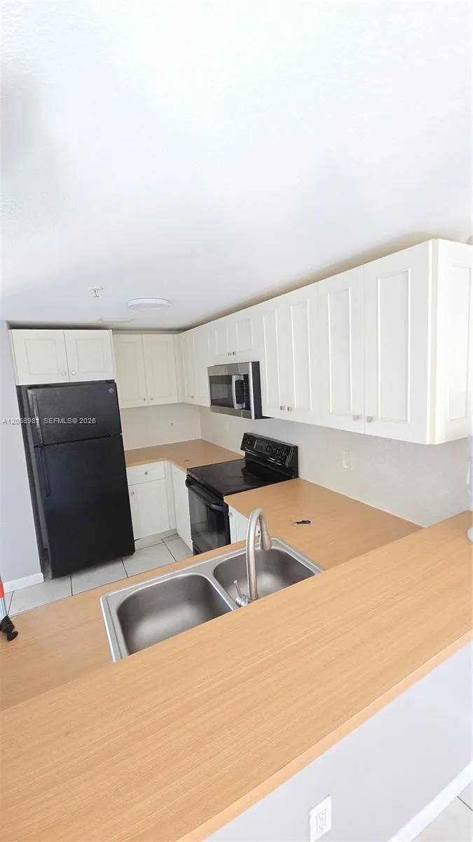 328 NW 12th Ave #12 Miami, FL 33128