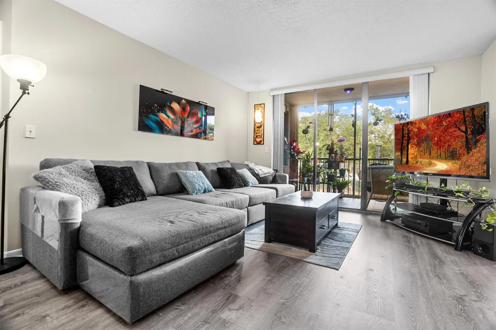 4161 Coral Tree Circle #261 Coconut Creek, FL 33073