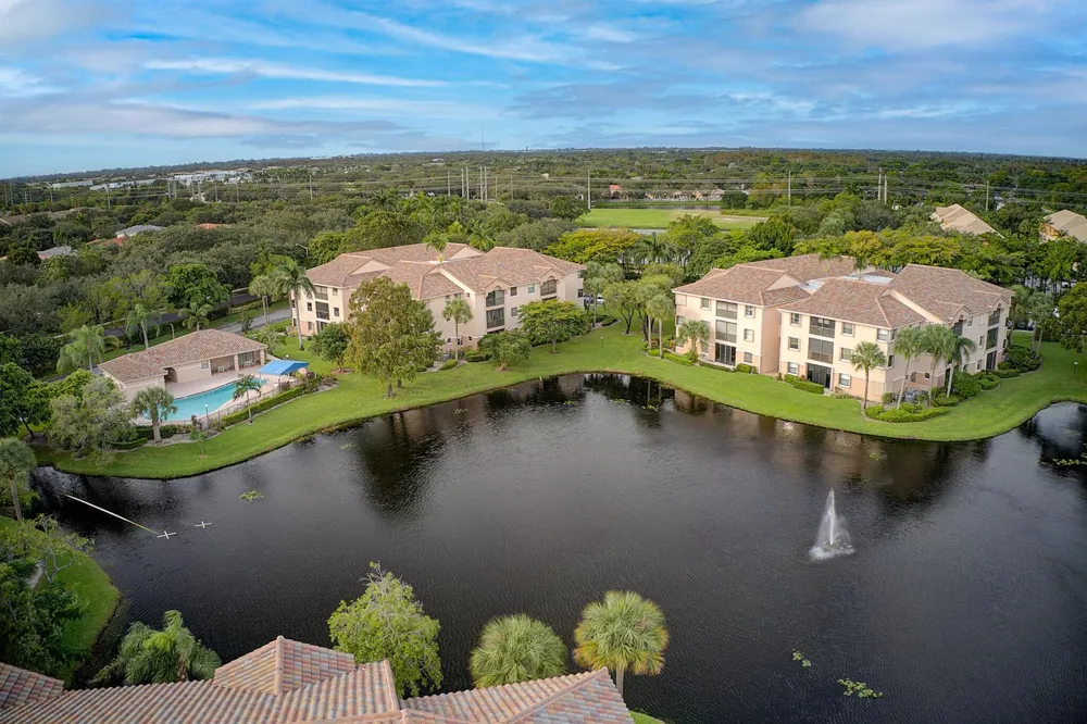 4161 Coral Tree Circle #261 Coconut Creek, FL 33073