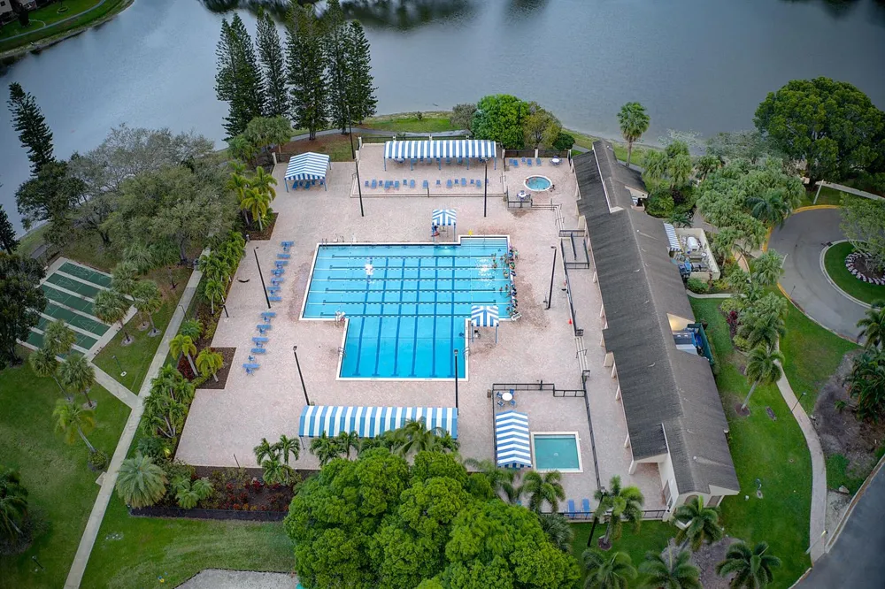 4161 Coral Tree Circle #261 Coconut Creek, FL 33073