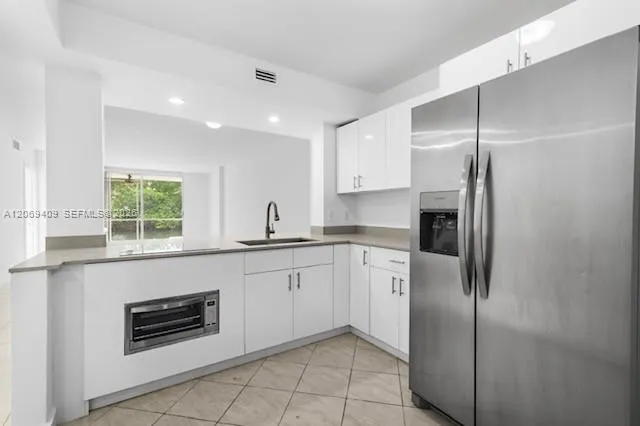 3660 NE 166th St #114 North Miami Beach, FL 33160